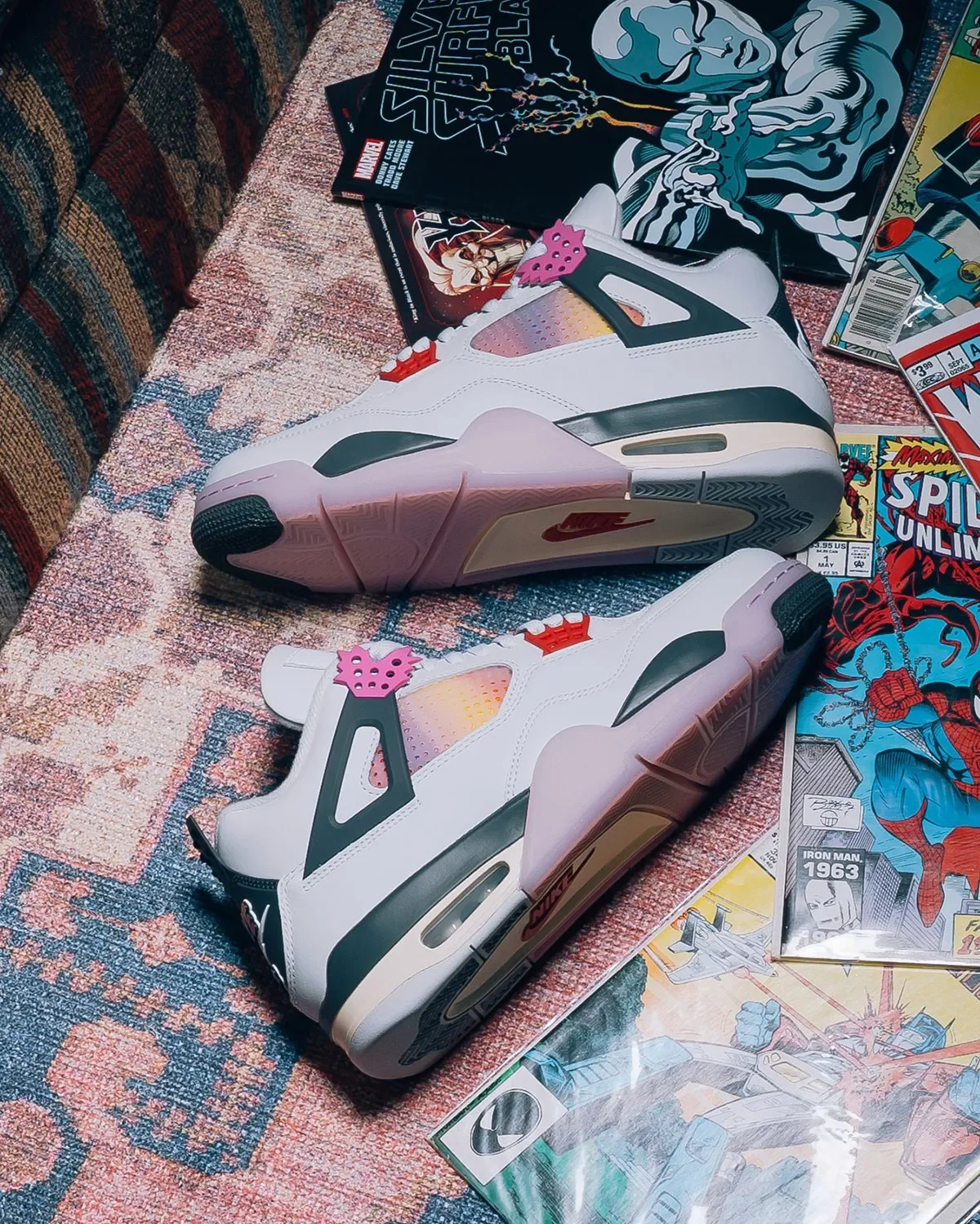 Air Jordan 4 "Comic": Chính Thức Trình Làng Với Cảm Hứng Áo Phông Vintage 1989