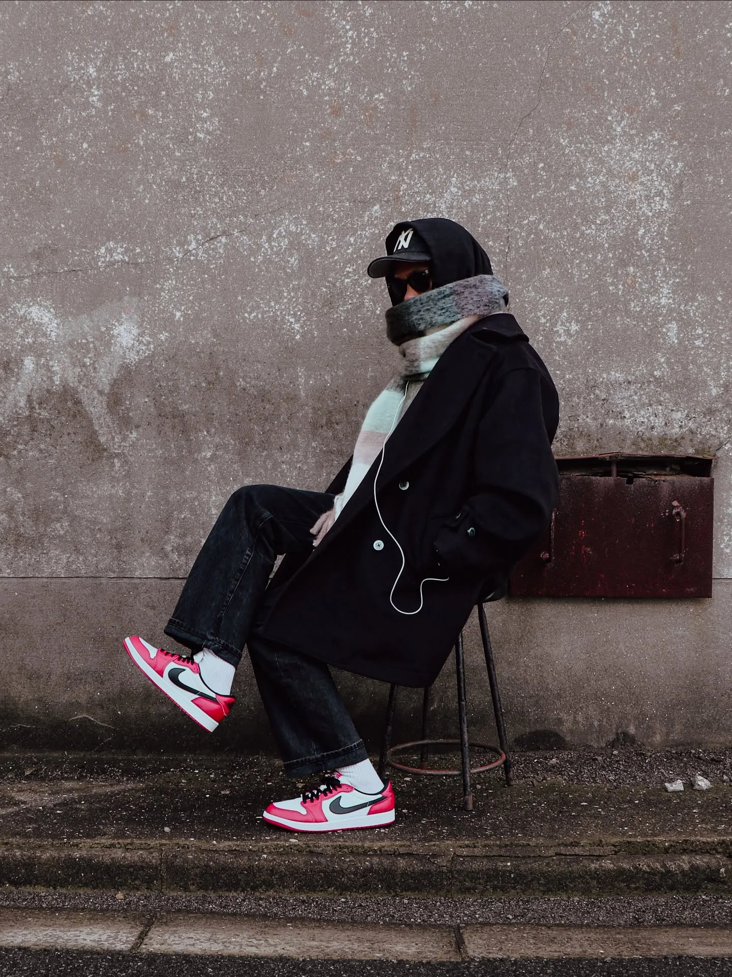 How to style Air Jordan 1: outfit formulas that flatter from head to toe
